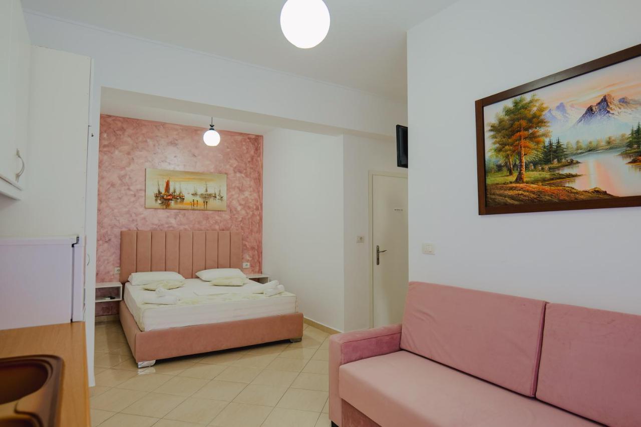 Eleni Guest House Sarandë Esterno foto