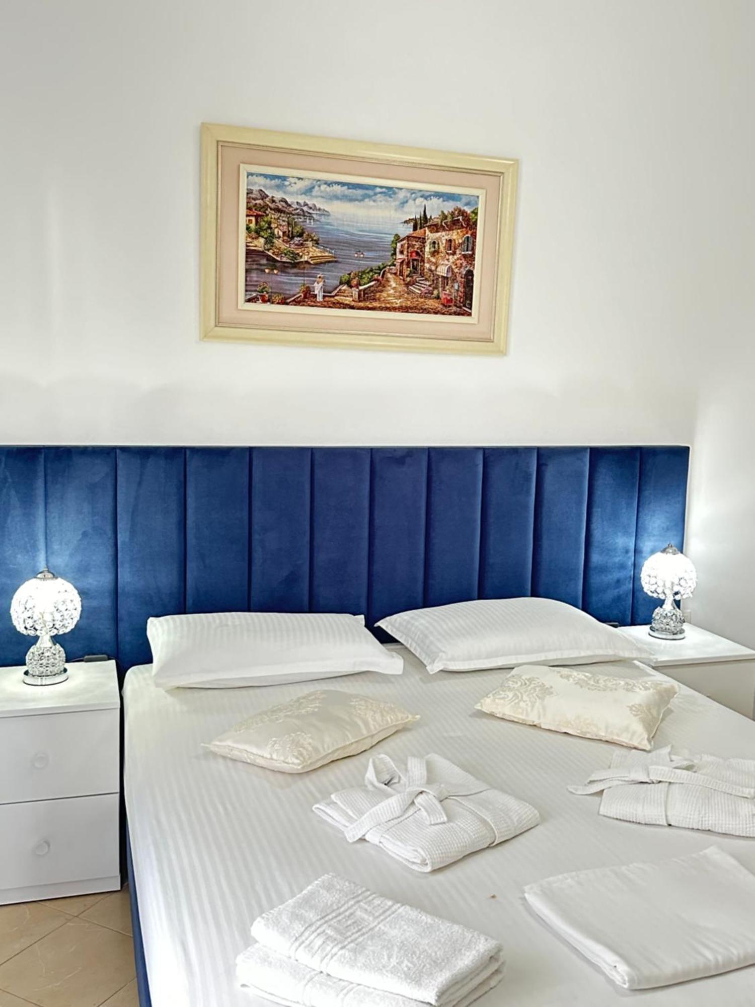 Eleni Guest House Sarandë Esterno foto