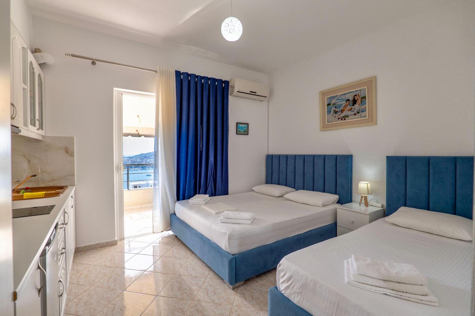 Eleni Guest House Sarandë Esterno foto